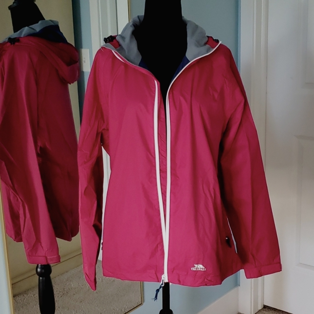TRESPASS Hooded Rain Jacket Sz M